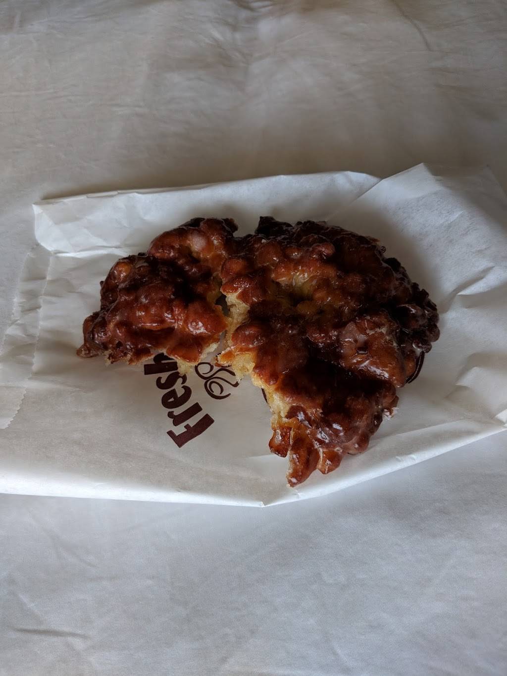 Downtown Donut | restaurant | 2013 Mariposa Mall, Fresno, CA 93721, USA | 5592819011 OR +1 559-281-9011