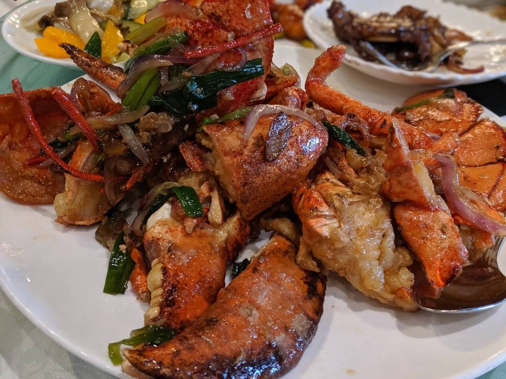 Steam Legend | restaurant | 328 Hwy 7, Richmond Hill, ON L4B 1A1, Canada | 9055976667 OR +1 905-597-6667