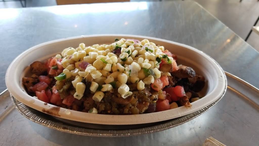 Chipotle Mexican Grill | restaurant | 26147 Evergreen Rd, Southfield, MI 48076, USA | 2483533448 OR +1 248-353-3448