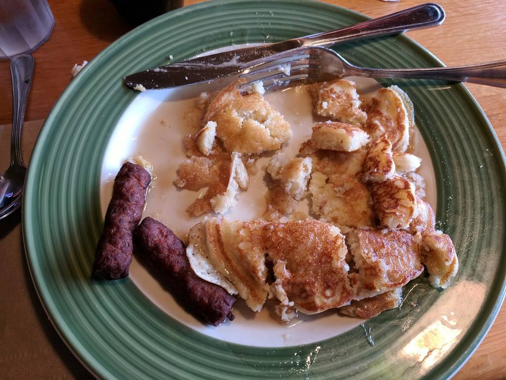 Applebees Grill + Bar | restaurant | 320 MacDade Boulevard, Folsom, PA 19033, USA | 6104617573 OR +1 610-461-7573