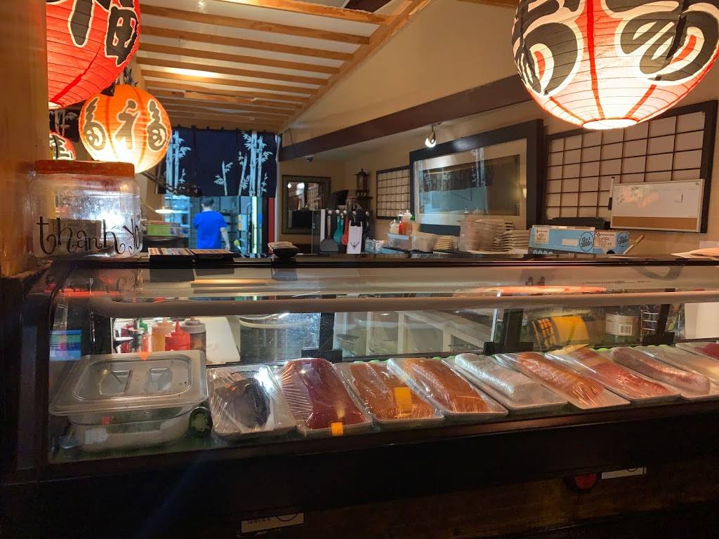 Sushi Court | restaurant | 251 Westwood Shopping Center, Fayetteville, NC 28314, USA | 9108688468 OR +1 910-868-8468