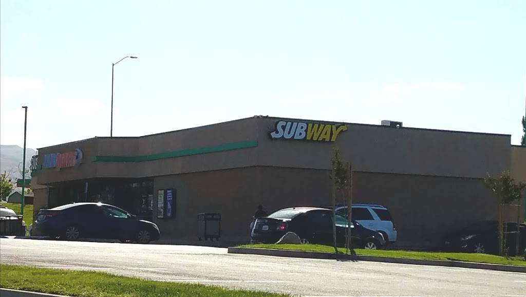 Subway | restaurant | 5821 Dennis McCarthy Dr, Lebec, CA 93243, USA | 6616634341 OR +1 661-663-4341