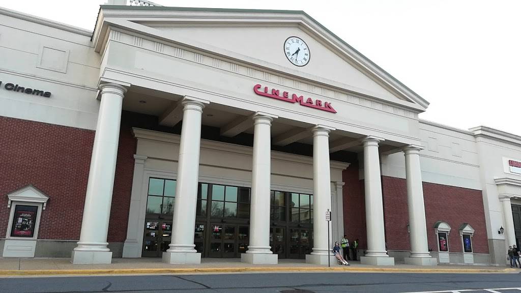 Cinemark Fairfax Corner 14 and XD | meal takeaway | 11900 Palace Way, Fairfax, VA 22030, USA | 7033786550 OR +1 703-378-6550