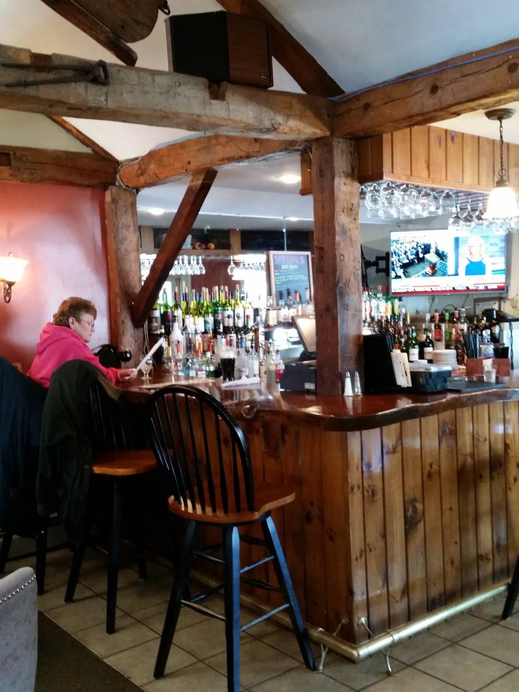 The Coach Stop | restaurant | 176 Mammoth Rd, Londonderry, NH 03053, USA | 6034372022 OR +1 603-437-2022