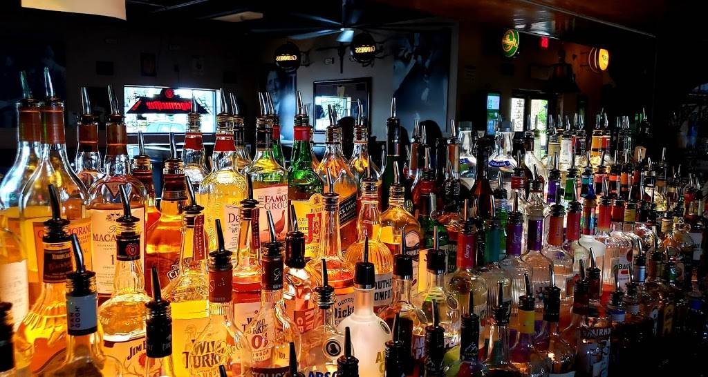 Paddy Wagon Irish Pub | restaurant | 3877 Clark Rd, Sarasota, FL 34233, USA | 9419271888 OR +1 941-927-1888