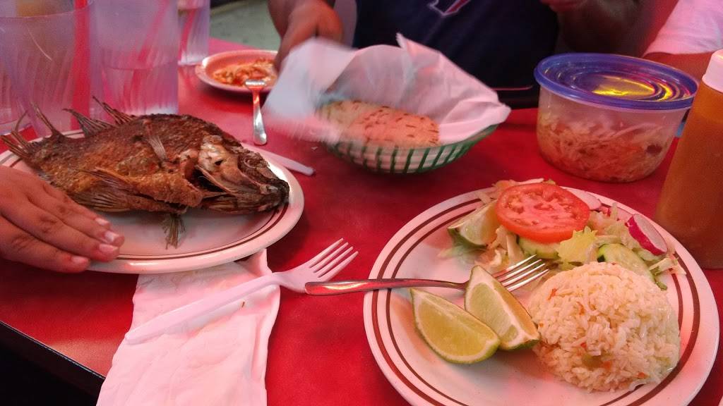 El Papaturro Restaurant | restaurant | 8559 Long Point Rd, Houston, TX 77055, USA | 7134612981 OR +1 713-461-2981