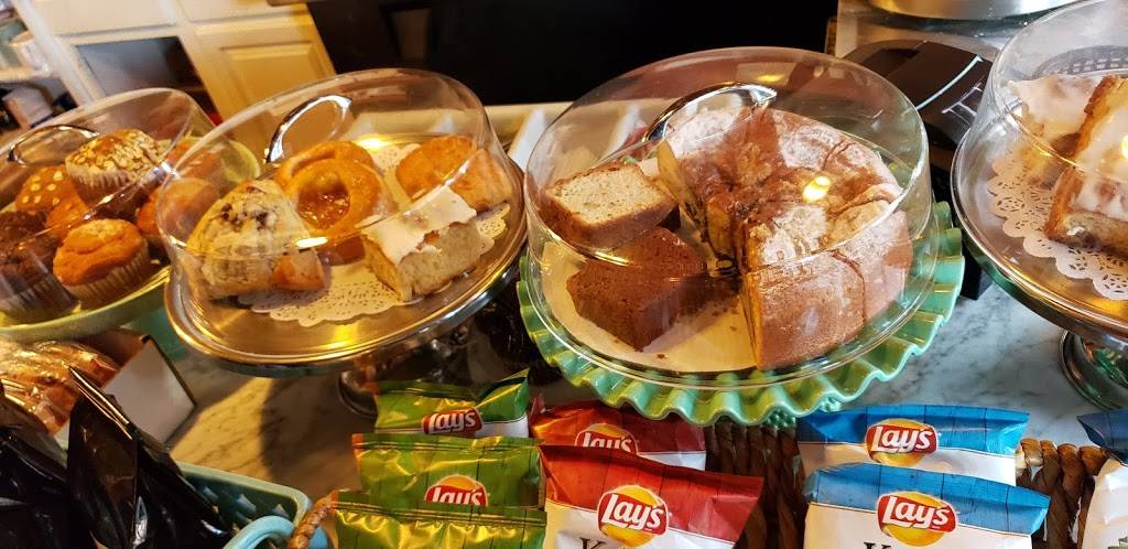 Coffy Café | cafe | 3310 14th St NW, Washington, DC 20010, USA | 2025885660 OR +1 202-588-5660