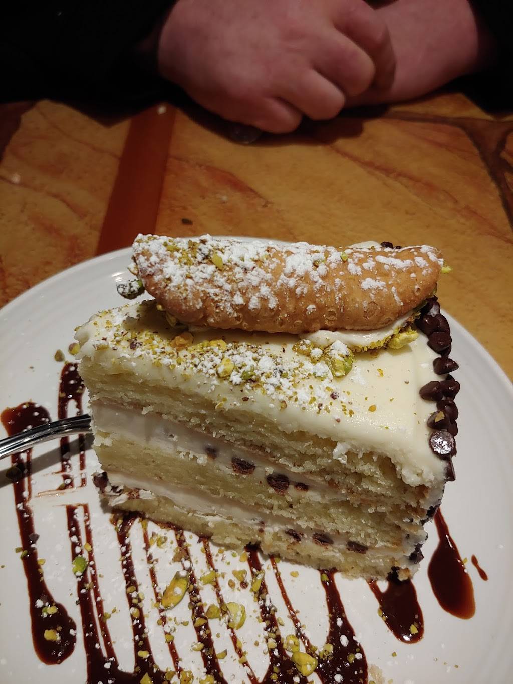 Carrabbas Italian Grill | restaurant | 3949 Trueman Blvd, Hilliard, OH 43026, USA | 6147711653 OR +1 614-771-1653