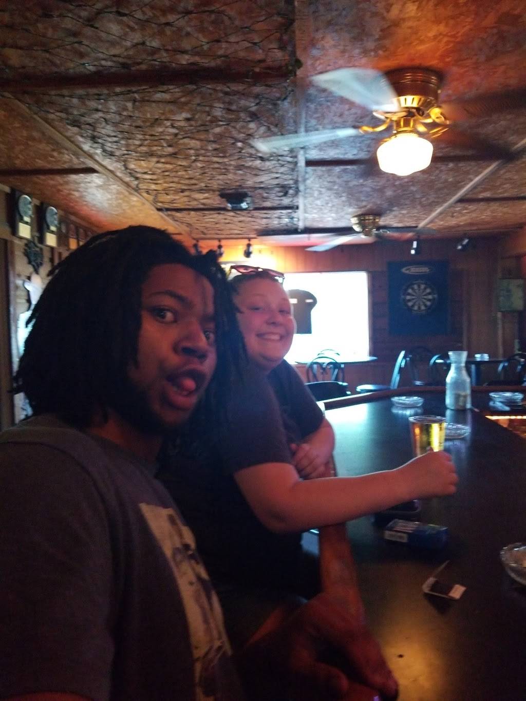 The Cowboy Club/Sandys Grill | restaurant | 15027 US-75, Van Alstyne, TX 75495, USA | 9034826325 OR +1 903-482-6325