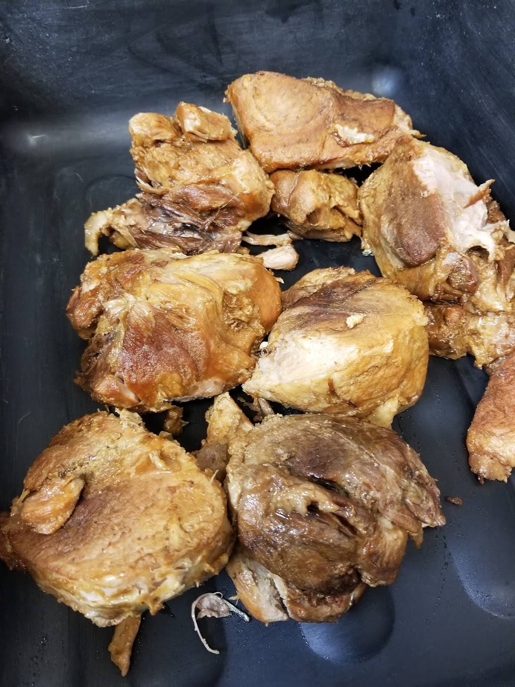 Victors Taco Shop | restaurant | 2121 Cumberland Ave #2817, Knoxville, TN 37916, USA | 8656330330 OR +1 865-633-0330