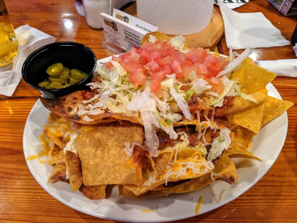 Gators Dockside | restaurant | 12448 Lake Underhill Rd, Orlando, FL 32828, USA | 4072499444 OR +1 407-249-9444