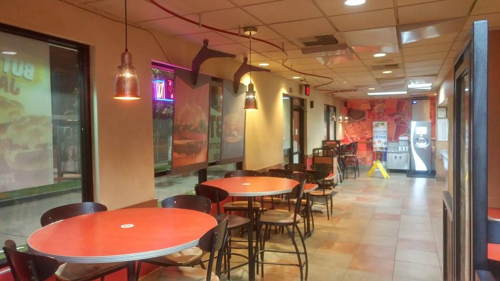 Jack in the Box | restaurant | 1720 W, CA-1, Long Beach, CA 90810, USA | 5624366850 OR +1 562-436-6850