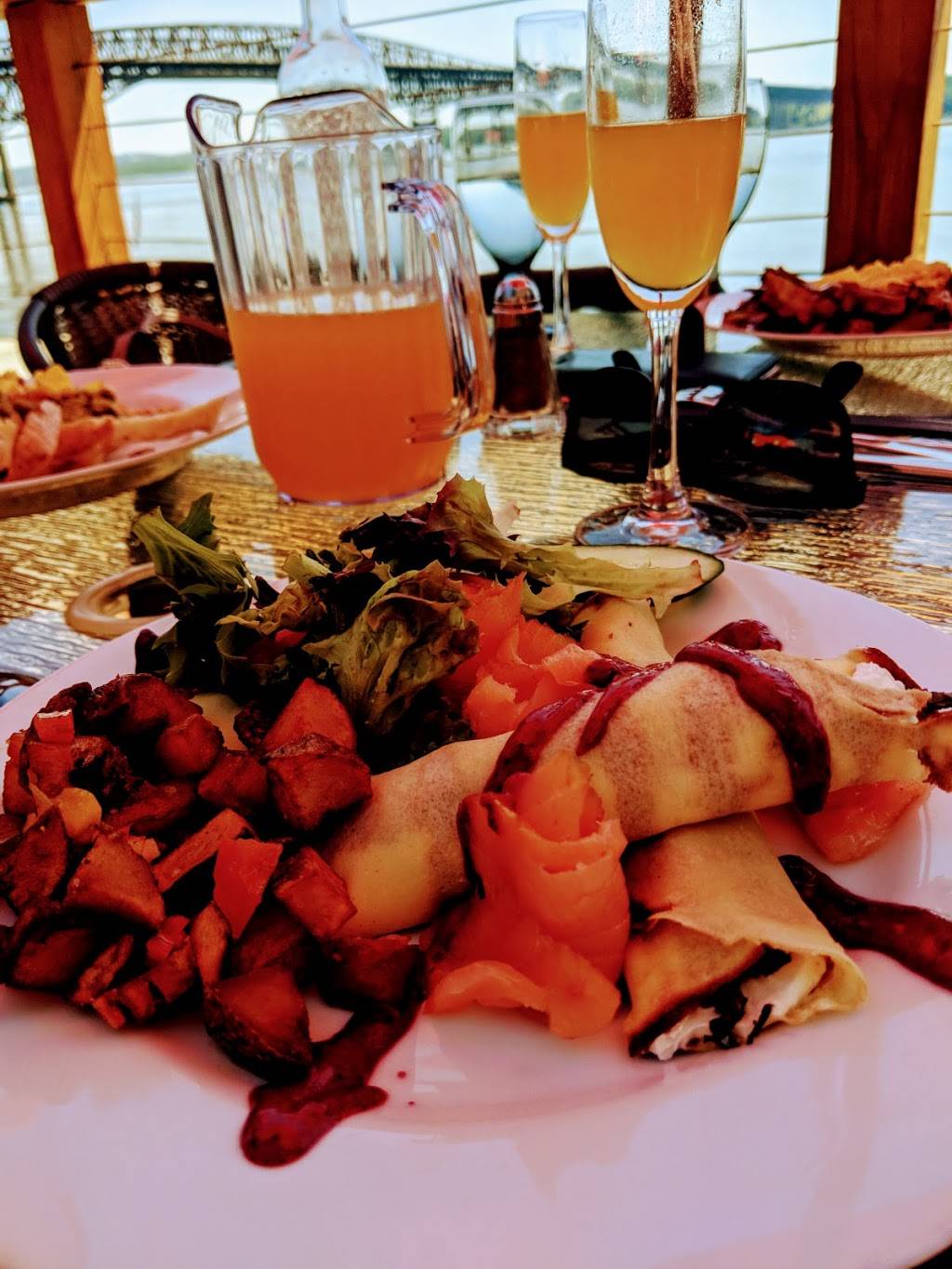 Pamelas On the Hudson | restaurant | 1 Park Pl, Newburgh, NY 12550, USA | 8455624505 OR +1 845-562-4505