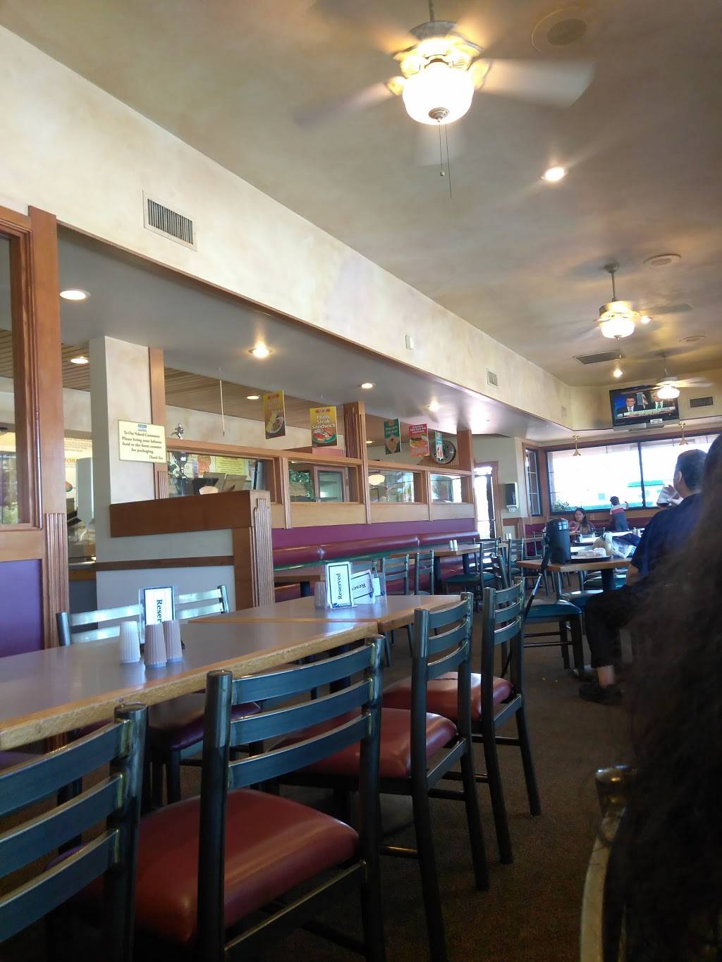 Eddies Pizza Cafe | meal delivery | 1304 E Hammer Ln, Stockton, CA 95210, USA | 2094772556 OR +1 209-477-2556