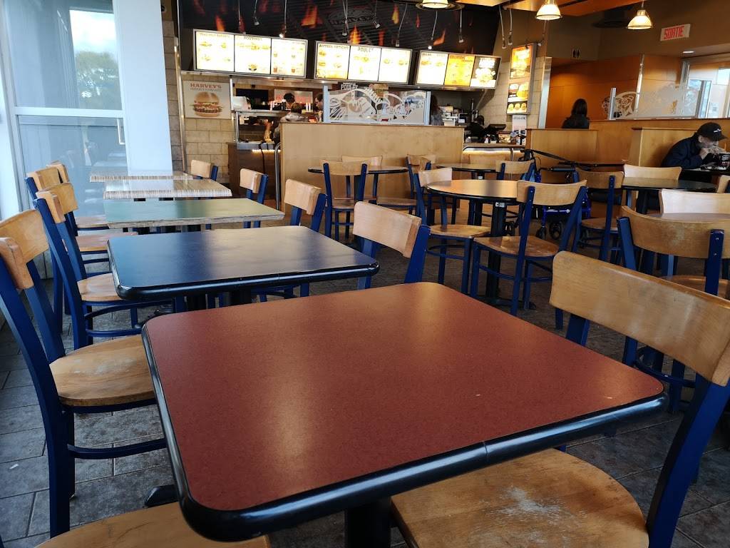 Harveys | restaurant | 729 Rue Clemenceau, Québec, QC G1C 7T9, Canada | 4186615050 OR +1 418-661-5050