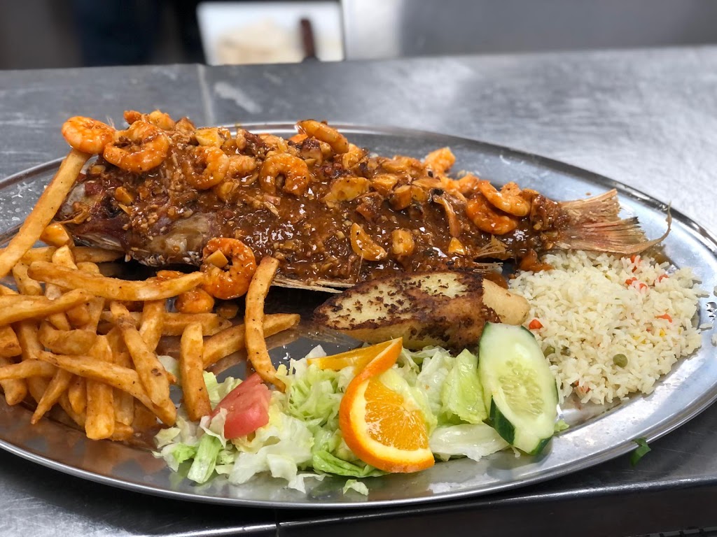 Delfin Bar & Grill Mexican Seafood | restaurant | 6010 S Cass Ave, Westmont, IL 60559, USA | 6305416011 OR +1 630-541-6011