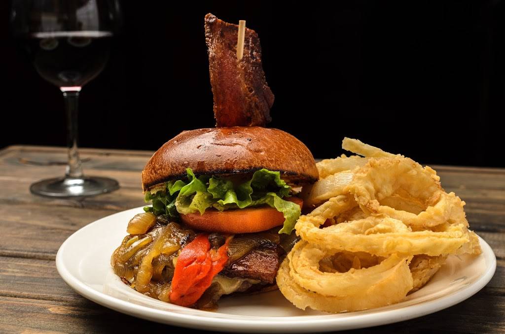 Flanagans Creative Food | restaurant | 1111 Audubon Ave, Thibodaux, LA 70301, USA | 9854477771 OR +1 985-447-7771