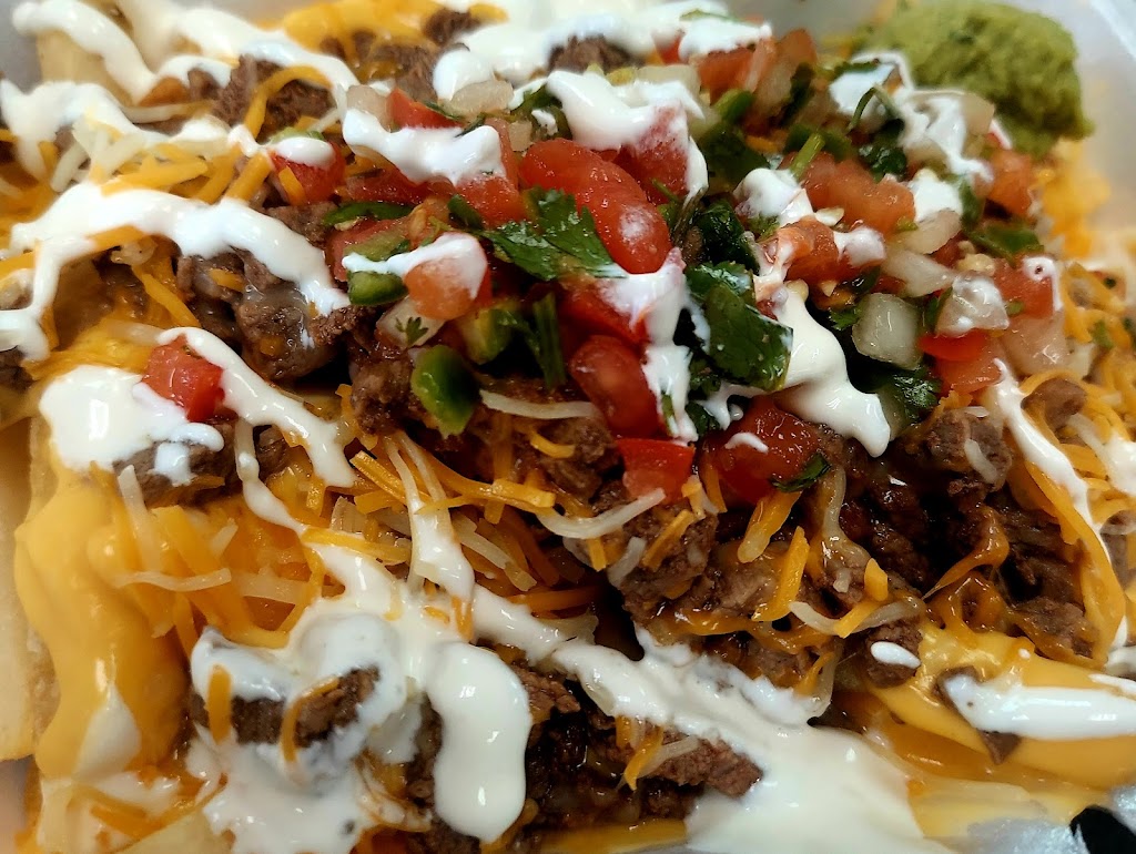 Barrio Fries Mexican food | restaurant | 1308 N Paseo De Onate, Española, NM 87532, USA | 5053670895 OR +1 505-367-0895