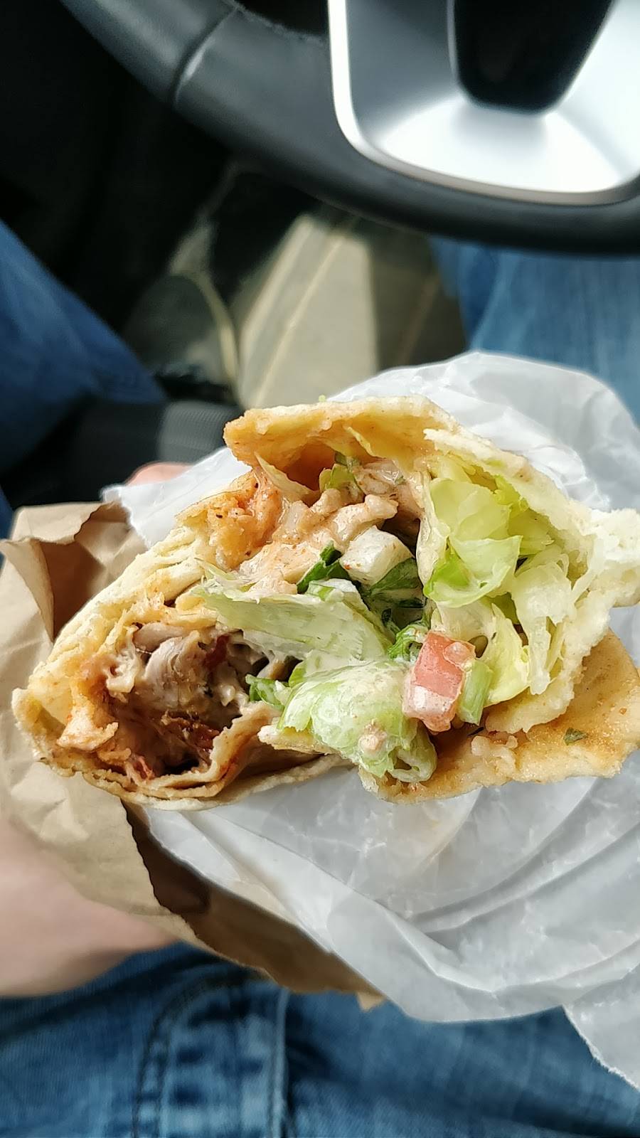 Oaza Shawarma Plus | restaurant | 2645 Liruma Rd, Mississauga, ON L5K 1Y8, Canada | 9058552222 OR +1 905-855-2222