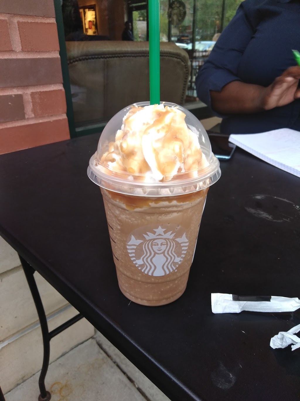 Starbucks | cafe | 2350 S Grand Blvd, St. Louis, MO 63104, USA | 3143136819 OR +1 314-313-6819