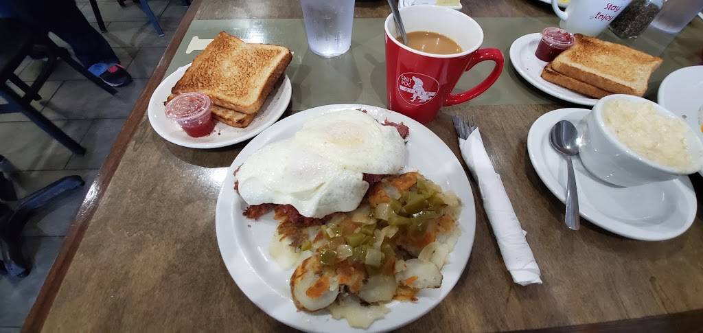 Gray Dog Diner | restaurant | 13411 Detroit Ave, Lakewood, OH 44107, USA | 2162288269 OR +1 216-228-8269