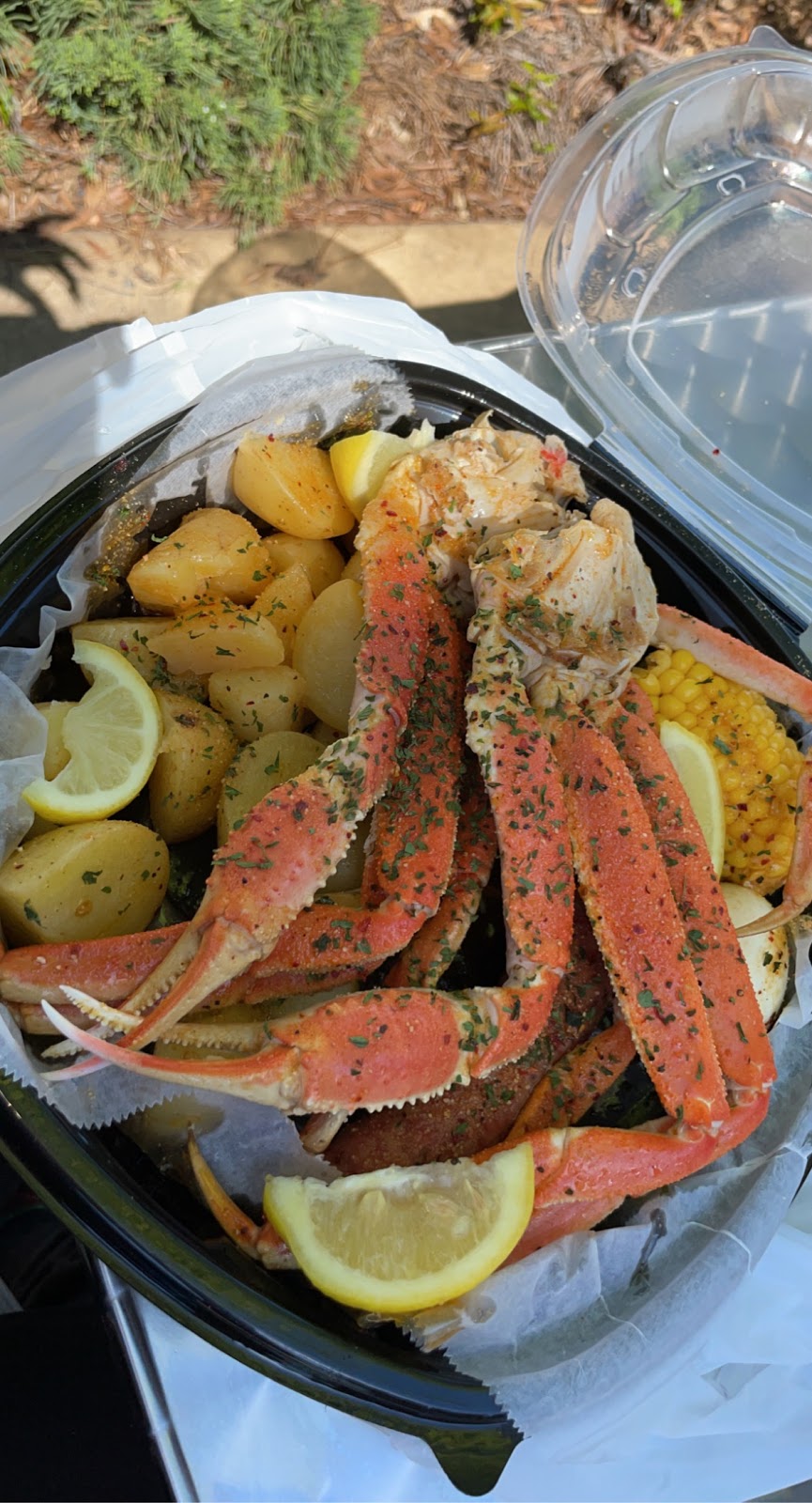 Krab Kingz Seafood | restaurant | 590 Pinnacle Pl, Prattville, AL 36066, USA | 3343560357 OR +1 334-356-0357