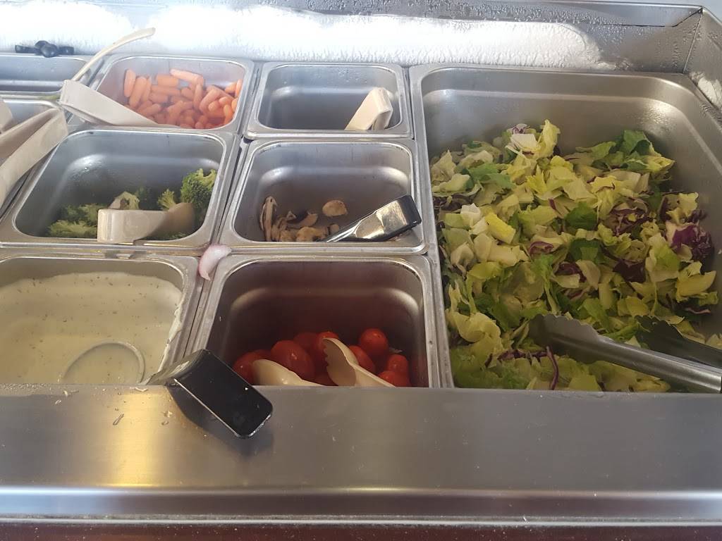 Round Table Pizza | meal delivery | 2135 H Dela Rosa Sr St, Soledad, CA 93960, USA | 8316788700 OR +1 831-678-8700