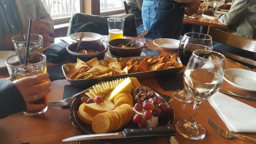 Zokas Restaurant & Bar | restaurant | 16940 Pine Valley Rd, Pine, CO 80470, USA | 3038380378 OR +1 303-838-0378