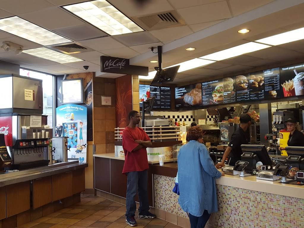 McDonalds | cafe | 3880 Paxton Ave, Cincinnati, OH 45209, USA | 5135333319 OR +1 513-533-3319