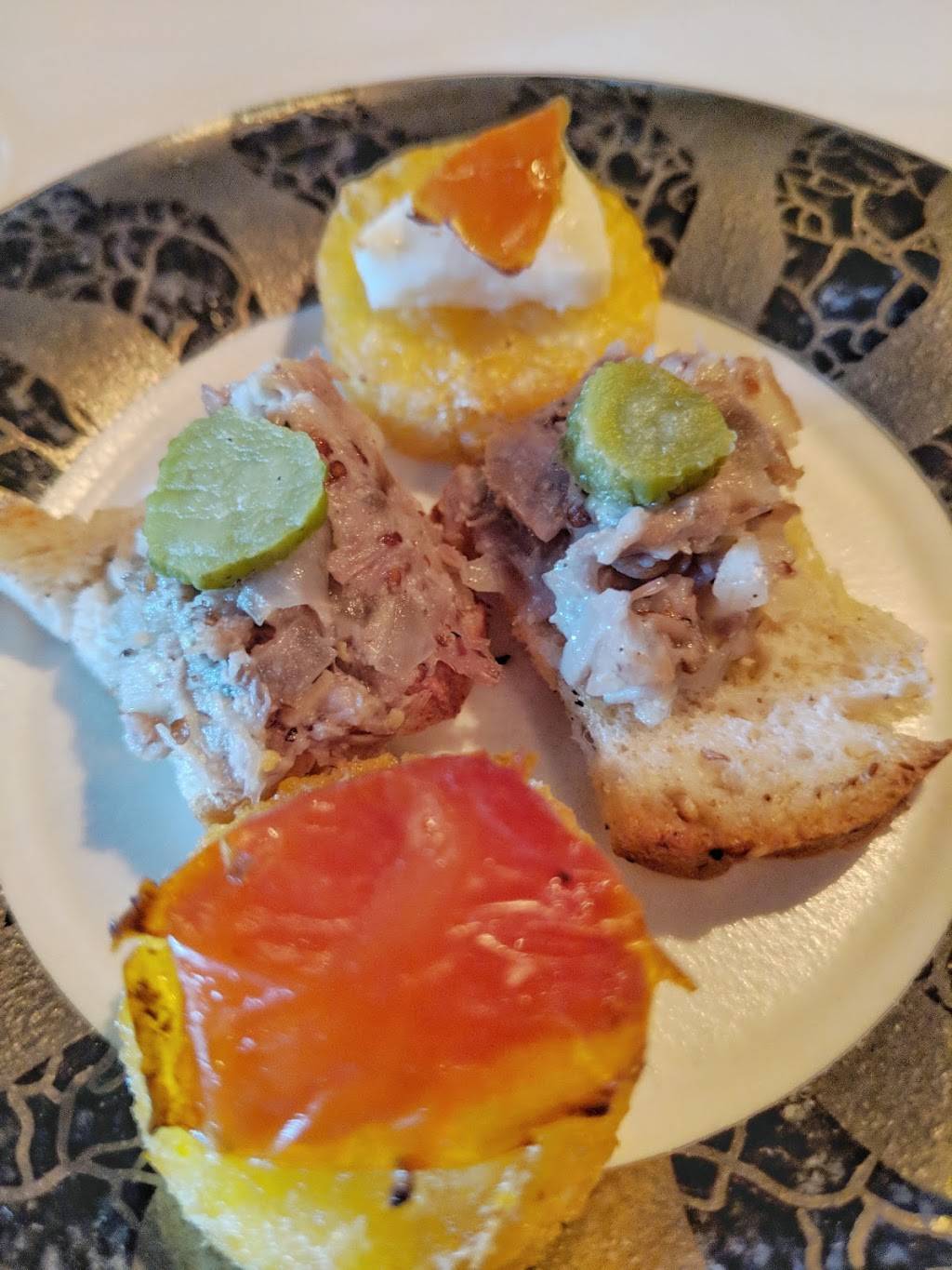 The Old Inn On The Green Restaurant | restaurant | 134 Hartsville-New Marlborough Rd, New Marlborough, MA 01230, USA | 4132297924 OR +1 413-229-7924