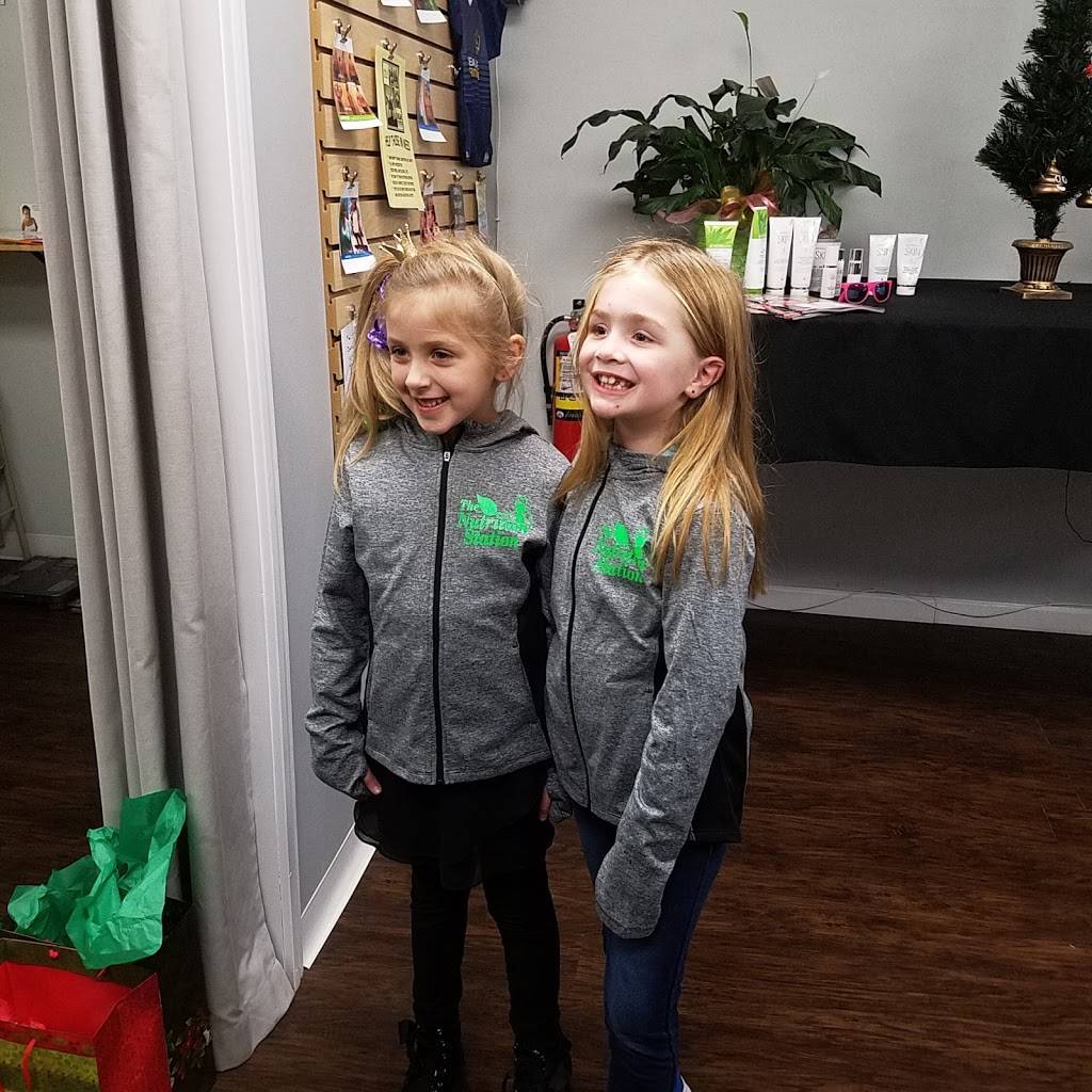 The Nutrition Station - Herbalife | restaurant | 935 Park Ave Unit #8, Cranston, RI 02910, USA | 4014435444 OR +1 401-443-5444