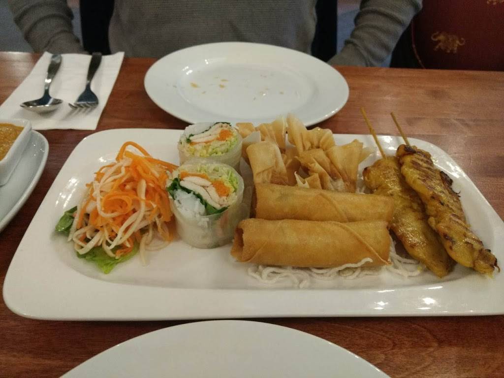 Thailandia | restaurant | 119 E Main St, Welland, ON L3B 3W5, Canada | 9057321234 OR +1 905-732-1234