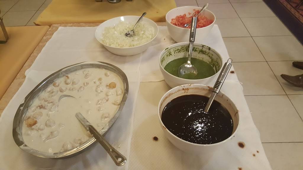 Royal Alberts Palace | restaurant | 1050 King Georges Post Rd, Fords, NJ 08863, USA | 7326611070 OR +1 732-661-1070