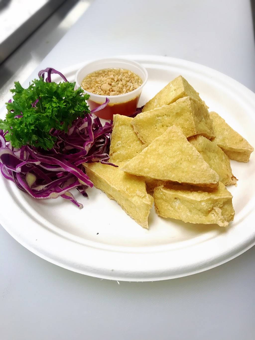 Patama Thai Kitchen | restaurant | 101 S Maple Ave unit E, Purcellville, VA 20132, USA | 5403385859 OR +1 540-338-5859