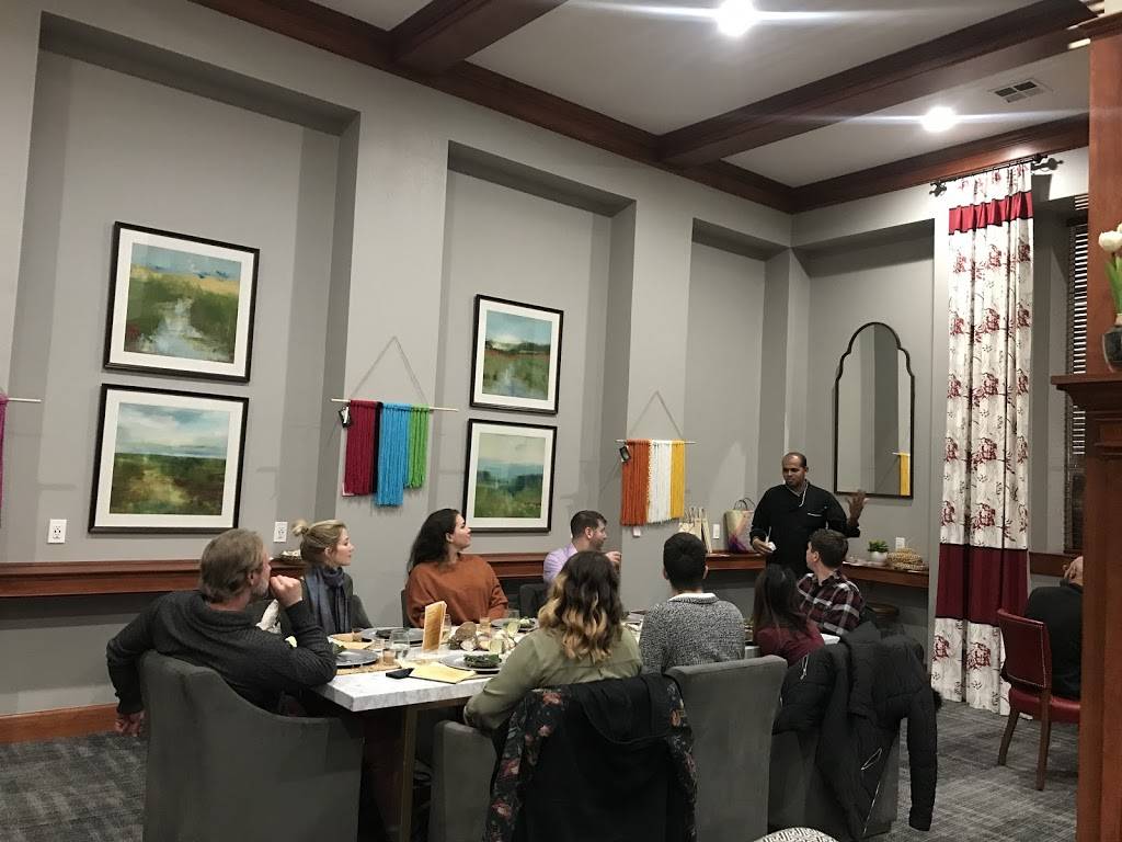 MEENA | restaurant | 1155 E 2100 S Clubhouse, Salt Lake City, UT 84106, USA | 8013477802 OR +1 801-347-7802