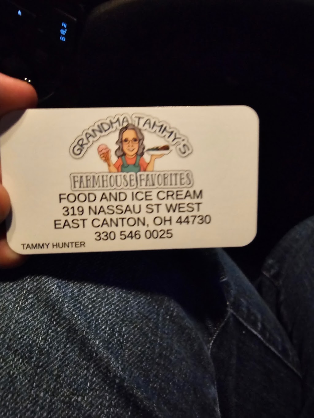 Grandma Tammys Farmhouse Favorites | restaurant | 319 W Nassau St, East Canton, OH 44730, USA | 3305460025 OR +1 330-546-0025