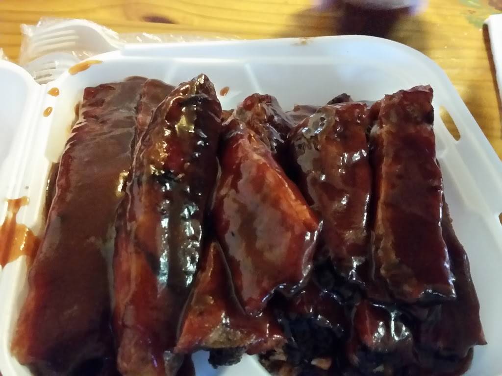 Ranch House Ribs | restaurant | 23090 M-140, South Haven, MI 49090, USA | 2696373589 OR +1 269-637-3589