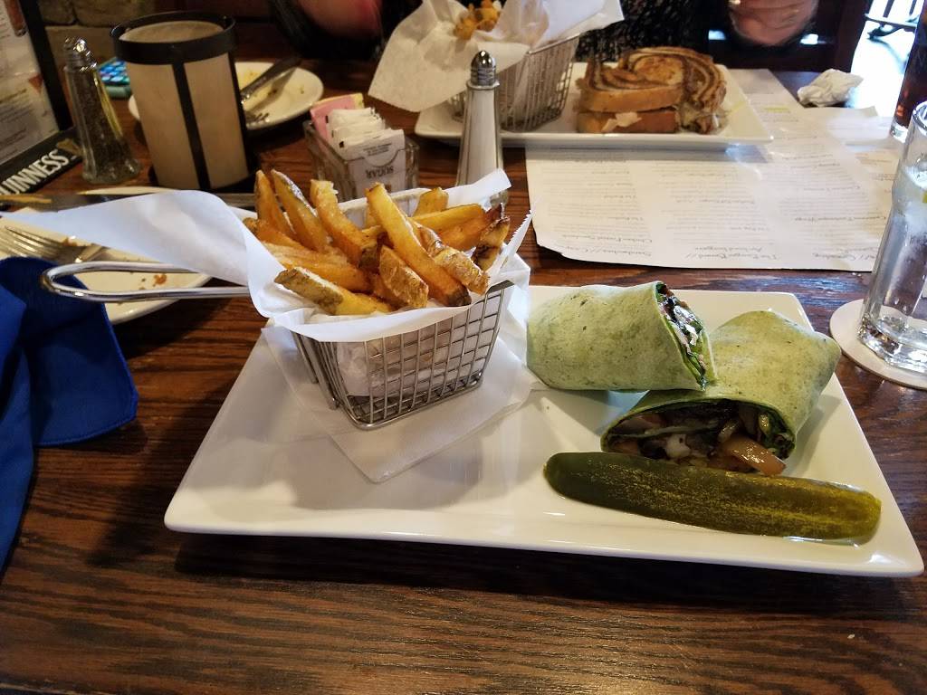 The Irishman Pub and Eatery | restaurant | 5601 Main St, Williamsville, NY 14221, USA | 7166262670 OR +1 716-626-2670