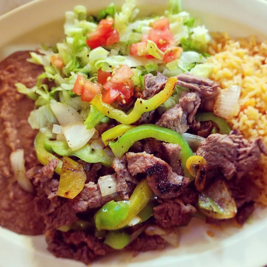 La Jalisco | restaurant | 130 Main Plaza, San Antonio, TX 78205, USA | 2108869000 OR +1 210-886-9000