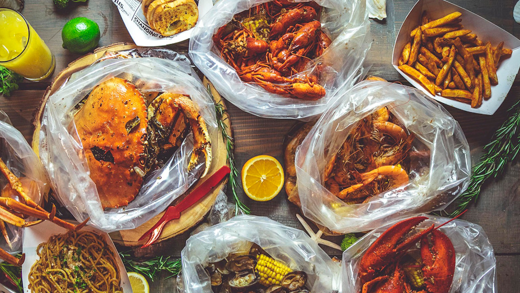 Millions Crab Boiled Seafood- Middletown | restaurant | 12951 Shelbyville Rd Ste 110, Louisville, KY 40243, USA | 5023652665 OR +1 502-365-2665