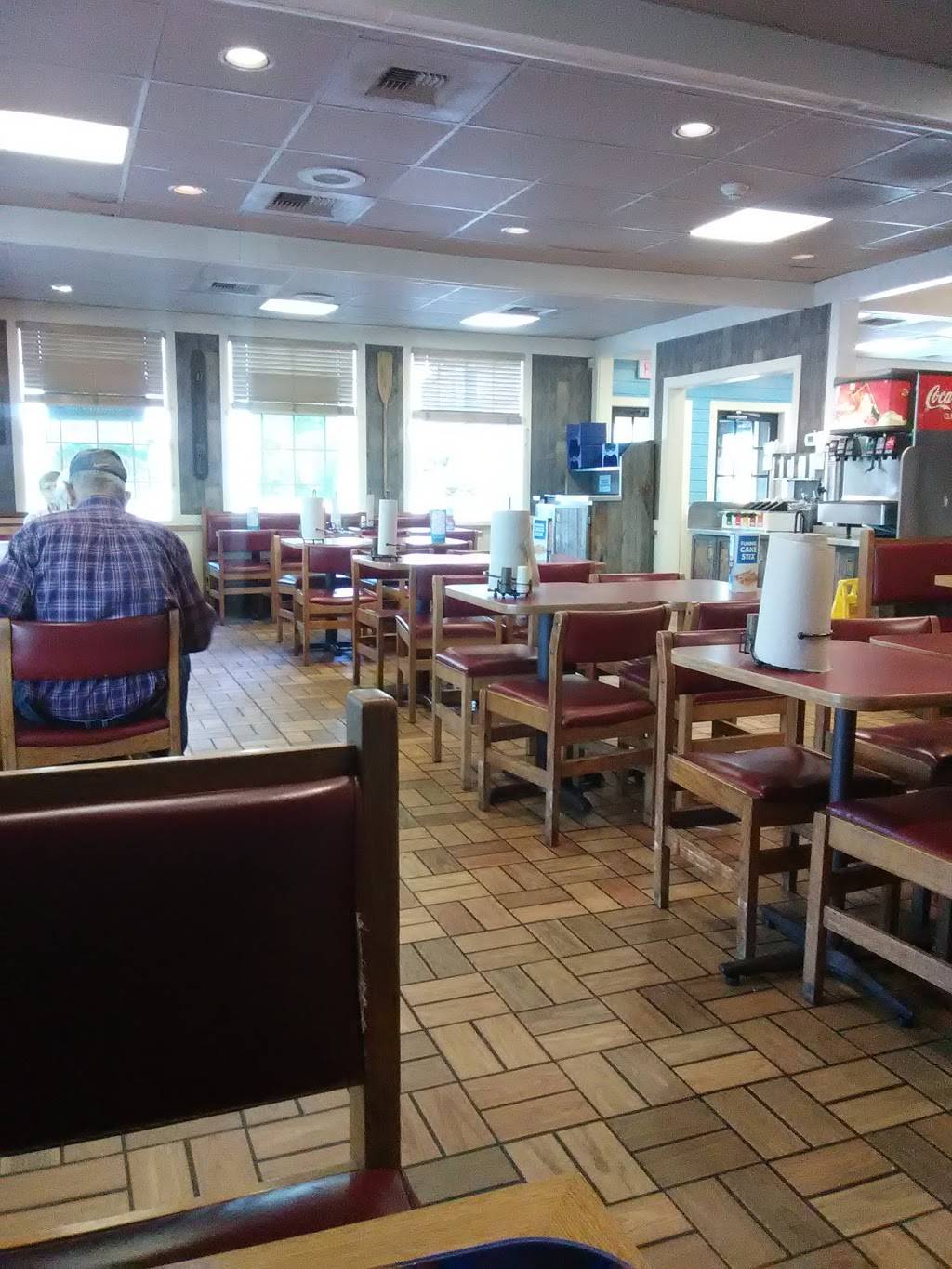 Captain Ds | restaurant | 1103 Murdoch Ave, Parkersburg, WV 26101, USA | 3044223100 OR +1 304-422-3100