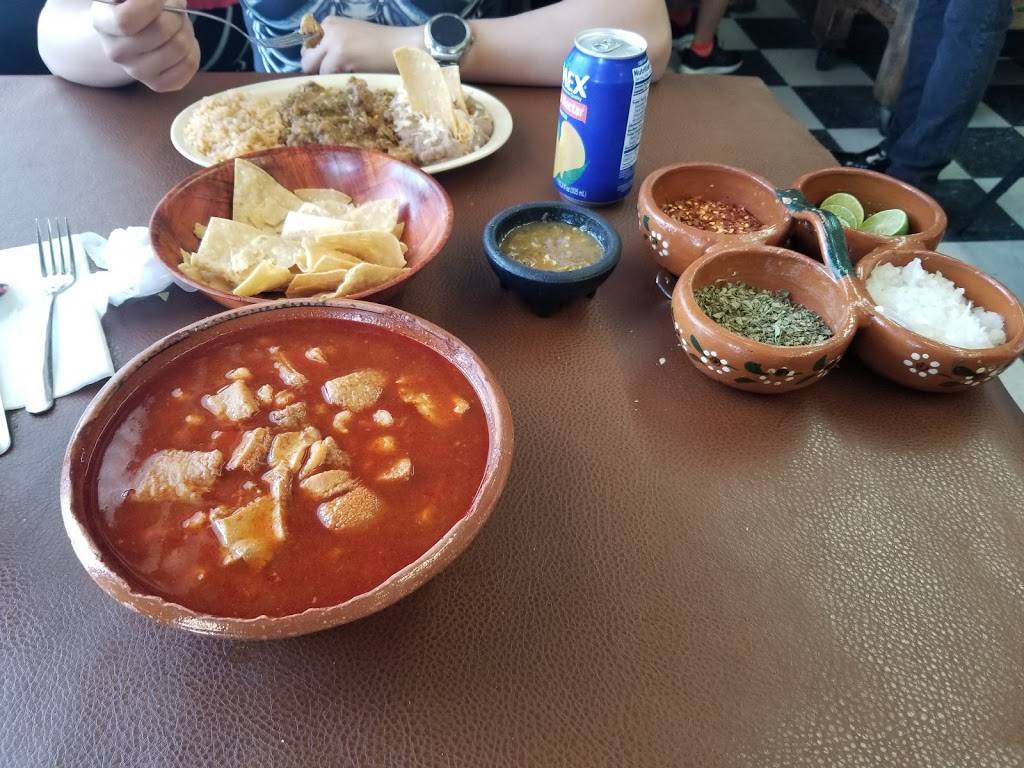 Tortilleria Crystal | restaurant | 10310 McCombs St, El Paso, TX 79924, USA | 9157401363 OR +1 915-740-1363