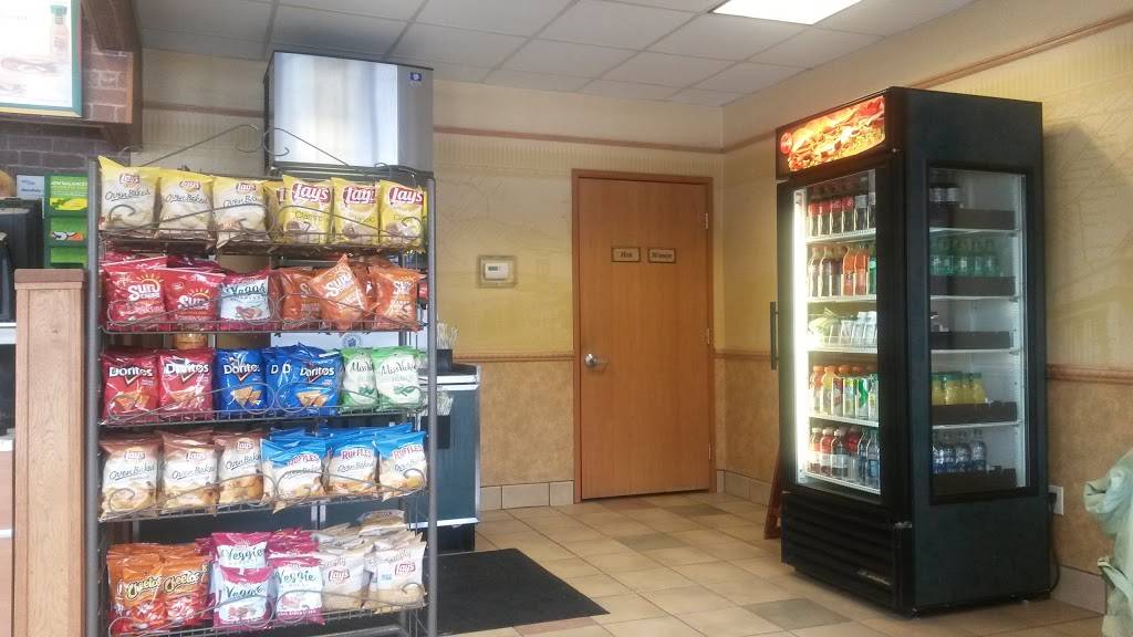 Subway | restaurant | 7722 US-31, Alanson, MI 49706, USA | 2315483008 OR +1 231-548-3008