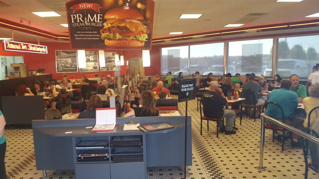 Steak n Shake | restaurant | 4240 Venture Dr, Peru, IL 61354, USA | 8152243111 OR +1 815-224-3111