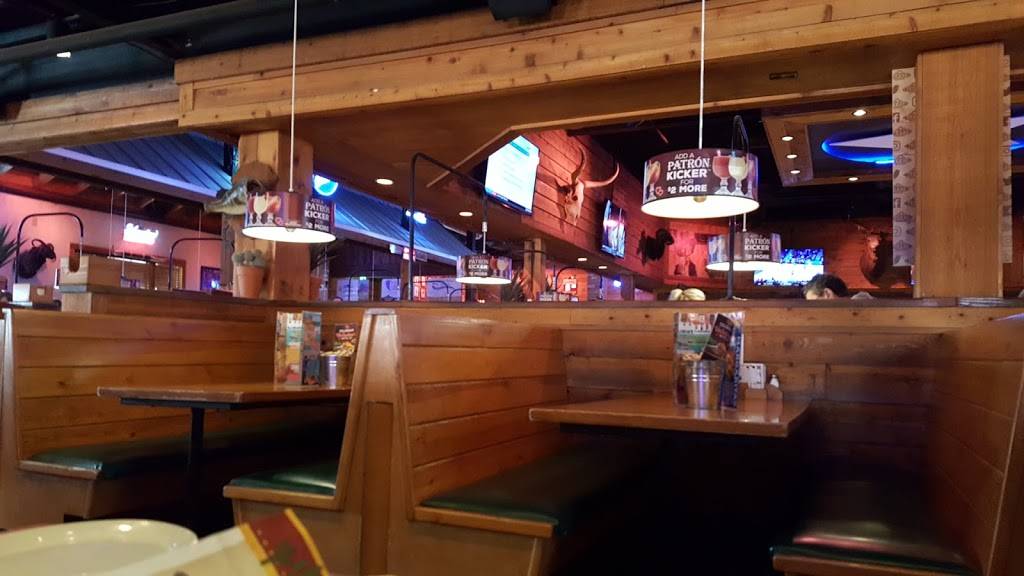 Texas Roadhouse | restaurant | 2508 25th St, Columbus, IN 47201, USA | 8123784632 OR +1 812-378-4632
