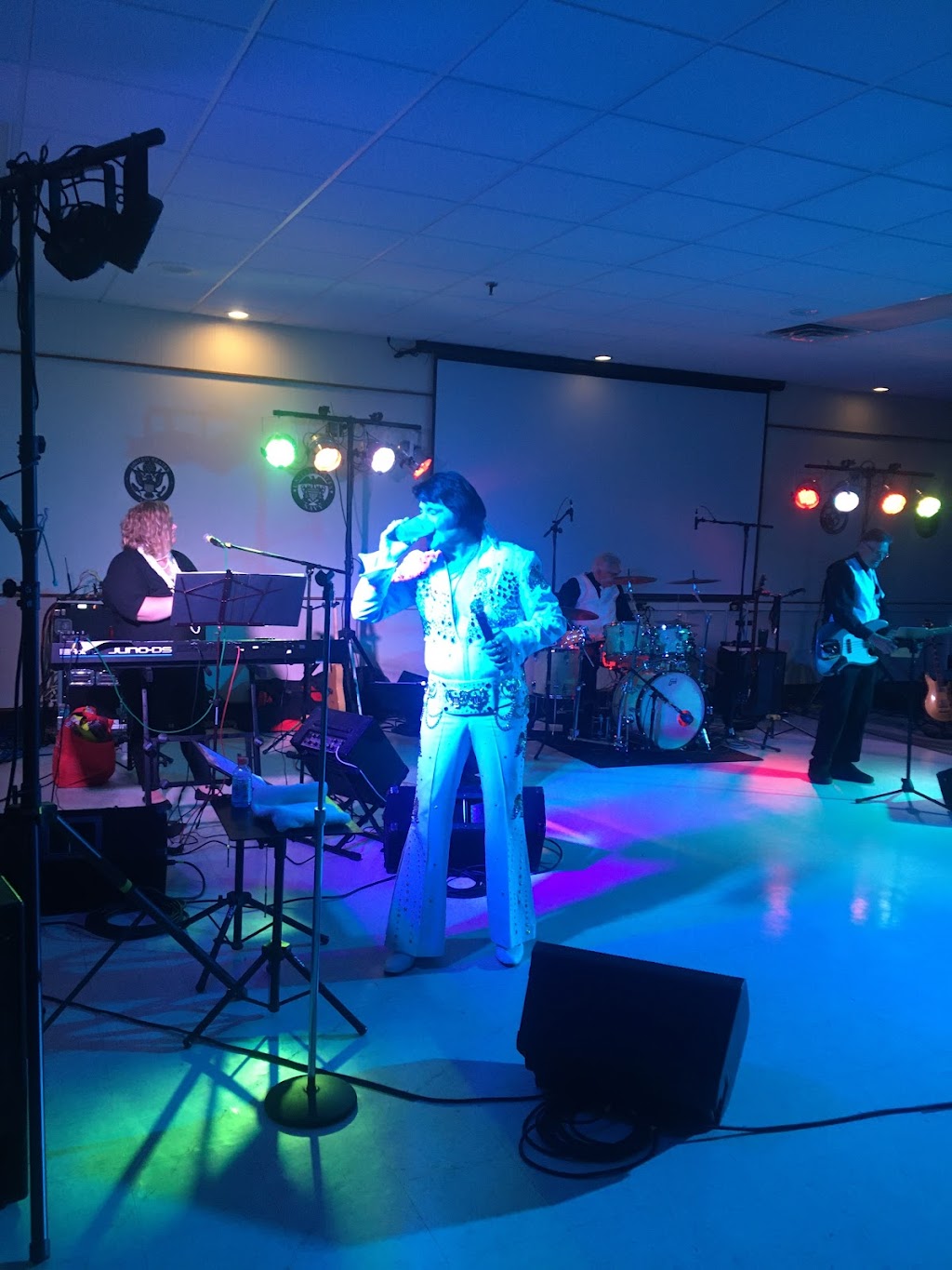 American Legion | restaurant | 2678 7th Ave E, North St Paul, MN 55109, USA | 6517773708 OR +1 651-777-3708