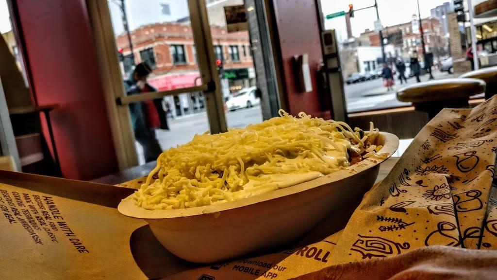 Chipotle Mexican Grill | restaurant | 3181 N Broadway, Chicago, IL 60657, USA | 7735255250 OR +1 773-525-5250