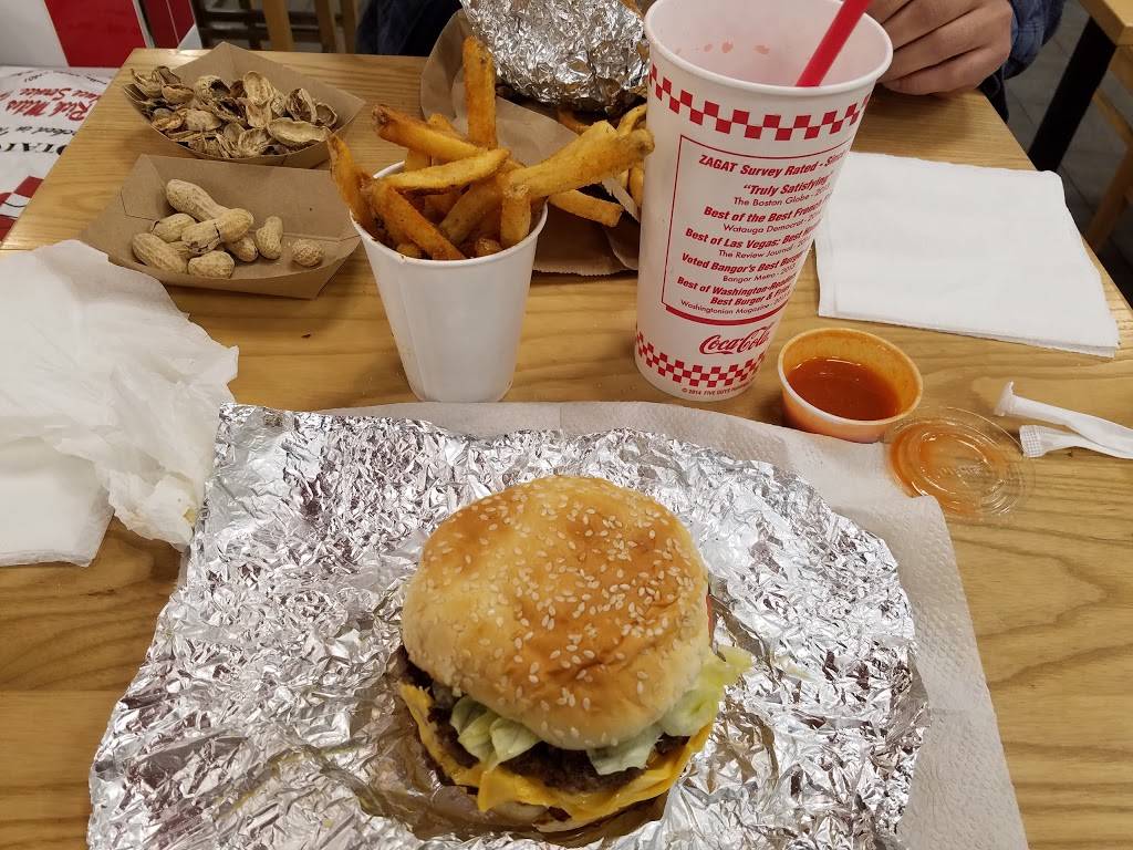 Five Guys | meal takeaway | 133 Margie Dr, Warner Robins, GA 31093, USA | 4789711239 OR +1 478-971-1239