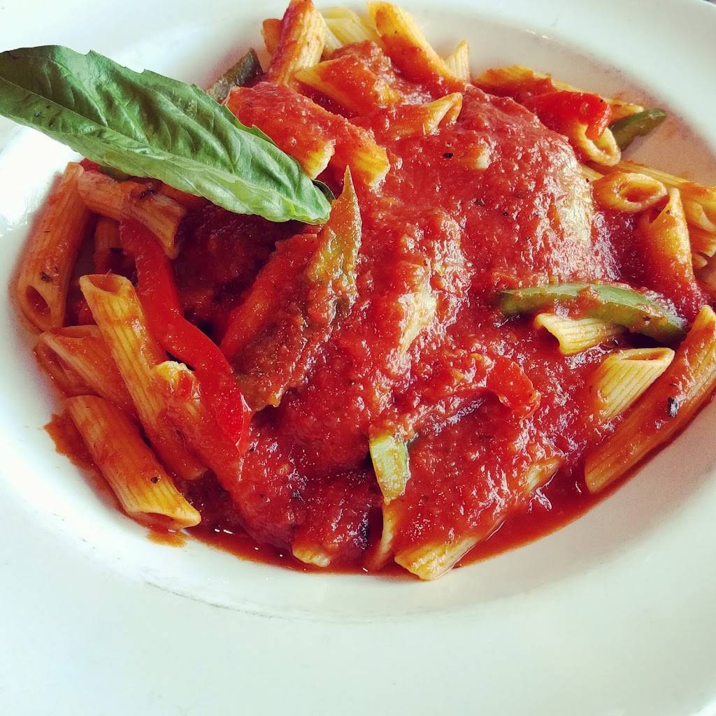 Laportas Restaurant | restaurant | 1600 Duke St, Alexandria, VA 22314, USA | 7036836313 OR +1 703-683-6313