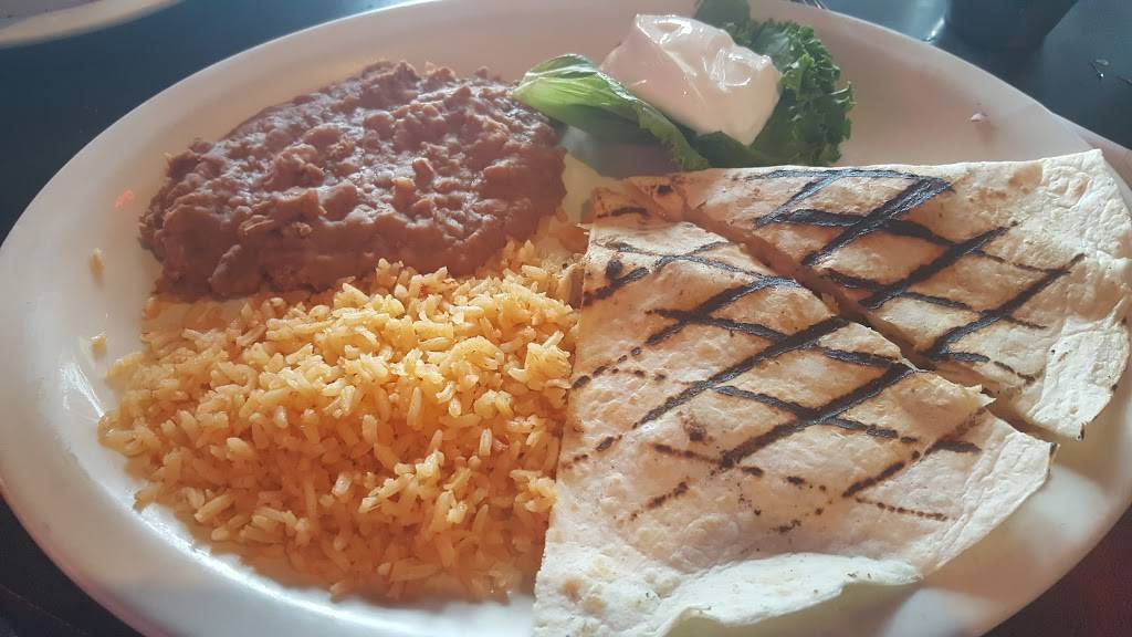 Betos Mexican Restaurant and Catering | restaurant | 2530 I-20 Frontage Rd, Grand Prairie, TX 75052, USA | 9726601289 OR +1 972-660-1289